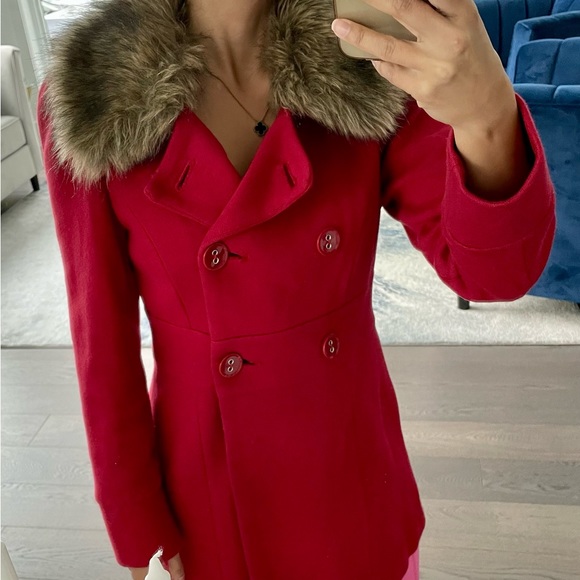 Lightly-worn red peacoat with fur collar - size M - $20 - Picture 2 of 2